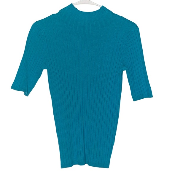 525 America Tops - NWT 525 mock neck ribbed top